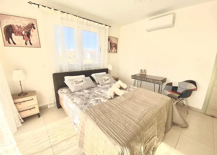 Nissi 3 View 2 Bedroom