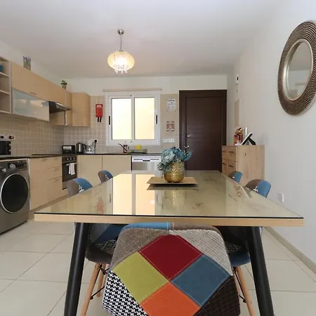 شقة Nissi 3 View 2 Bedroom *