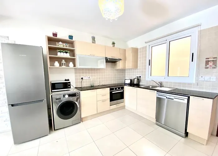 アパート Nissi 3 View 2 Bedroom