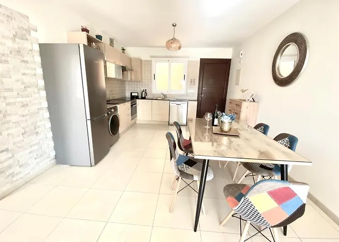 Nissi 3 View 2 Bedroom *