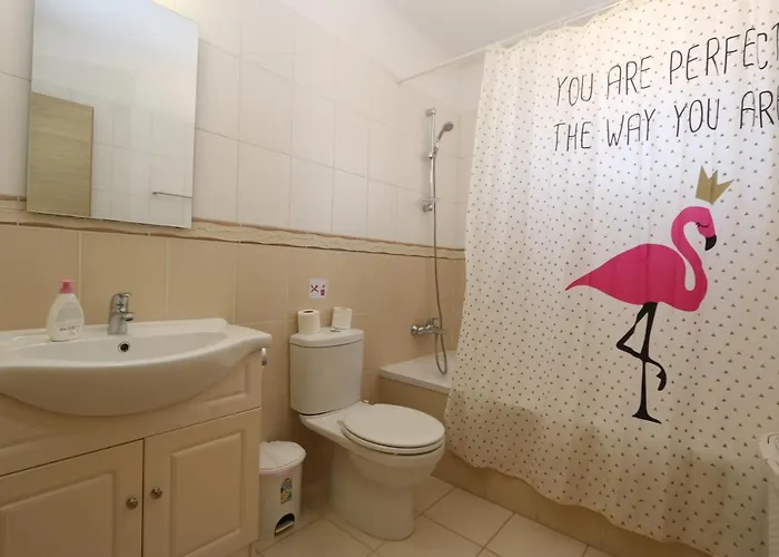 Nissi 3 View 2 Bedroom アヤナパ