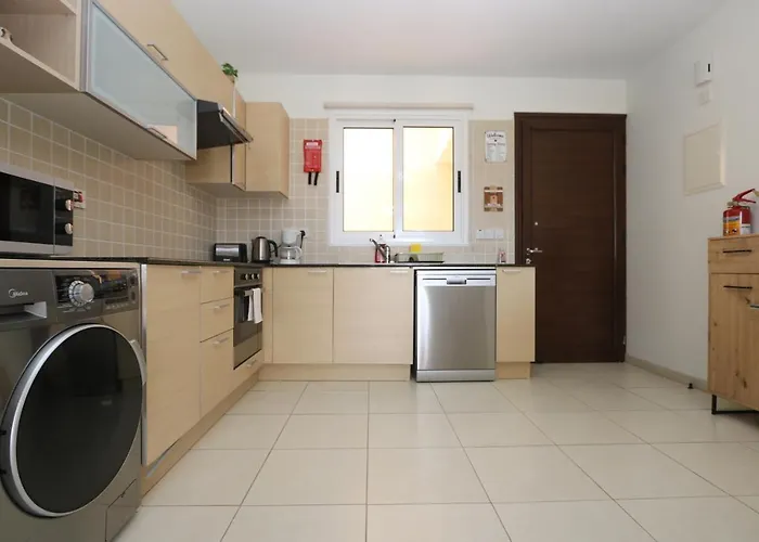 Nissi 3 View 2 Bedroom アパート アヤナパ